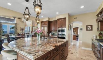 15718 Creek Hills Rd, El Cajon, CA 92021