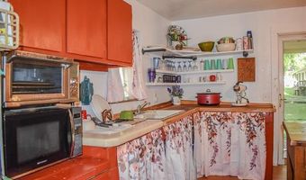 207 SE 2nd St, Antlers, OK 74523