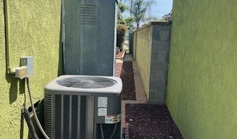 9025 Gullo Ave, Arleta, CA 91331