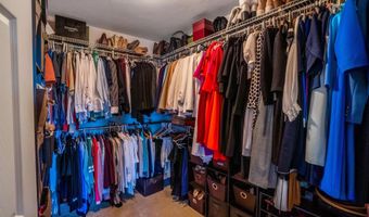 2826 Calle De Malibu, Escondido, CA 92029