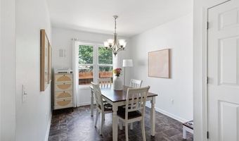 17301 Arlington Ave, Allen Park, MI 48101