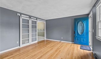 38 Greenwood Rd, North Kingstown, RI 02852