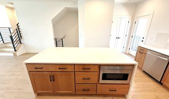 33 LOWER SERVICE Ct NW, Washington, DC 20001