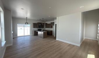 1018 Alpine Ave, Chubbuck, ID 83202