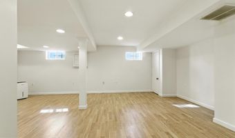 6407 KIRBY Rd, Bethesda, MD 20817