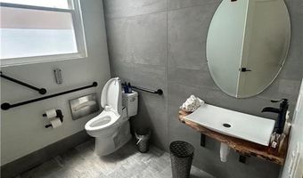 591 Main St, East Greenwich, RI 02818