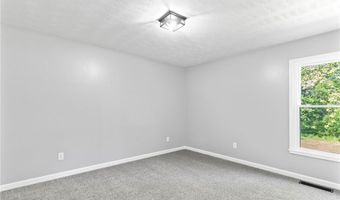934 E Crothersville Rd, Austin, IN 47102