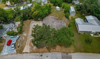 208 LAKE DALE Dr, Auburndale, FL 33823