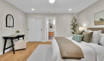 4360 Helix Canyon Dr, La Mesa, CA 91941