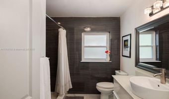 2501 Weber, Orlando, FL 32803