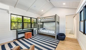 1456 Mokulua Dr, Kailua, HI 96734