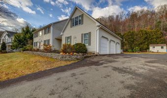 100 Pondview Ln, Bristol, CT 06010