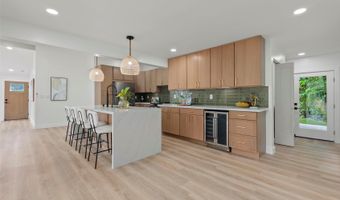 1287 Puualoha St, Kailua, HI 96734