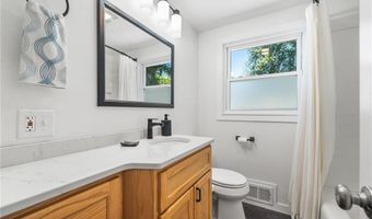 10 Craigie St, North Providence, RI 02911