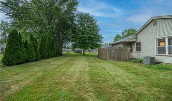 1774 Laurie Dr, Austintown, OH 44511