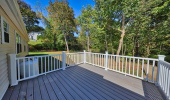 90 Battle St, Bristol, CT 06010