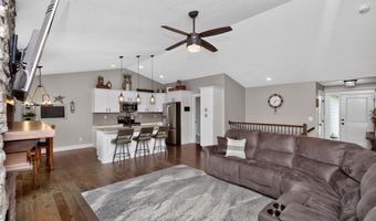 4116 NW Applewood St, Ankeny, IA 50023