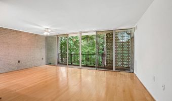 4345 IVYMOUNT Ct 22, Annandale, VA 22003