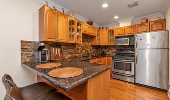 150 I U Willets Rd, Albertson, NY 11507