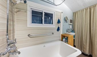 24521 SNAIL Rd, Astor, FL 32102