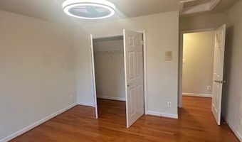 2907 DUMAS St, Alexandria, VA 22306