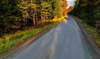 38 Cross Rd, Bath, NH 03740