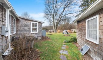 205 Ten Rod Rd, Exeter, RI 02822