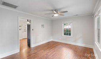 2953 Enfield Rd, Charlotte, NC 28205