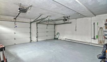 141 Glen Ridge Rd, Cranston, RI 02920