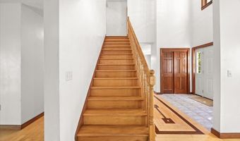 30 Seabreeze Dr, Bourne, MA 02532