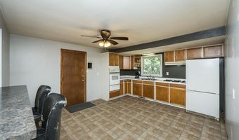 2390 Glenn Dr, Arnold, MO 63010