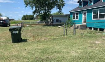 302 King Ave, Agua Dulce, TX 78330