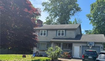 36 Oak Hill Rd, North Kingstown, RI 02852