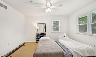 11 KENWICK Rd, Hockessin, DE 19707