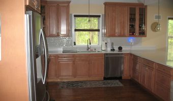 550 Egenolf Pl, Bayville, NJ 08721
