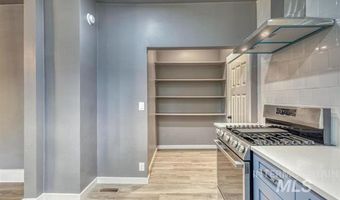 1015 E Logan St, Caldwell, ID 83605