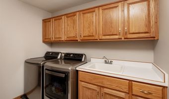 3210 NW Boulder Brook Pl, Ankeny, IA 50023