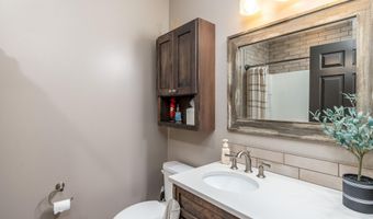 3728 Bridgeport Dr, Ames, IA 50010