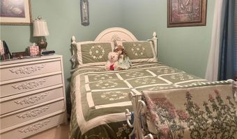 8 Merritt Dr, Bella Vista, AR 72714