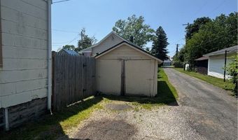 1719 E 48th St, Ashtabula, OH 44004