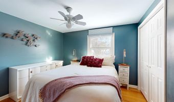 104 Lakewood Pkwy, Burlington, VT 05408