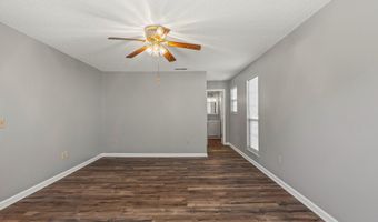 2412 Colonial Dr, Athens, TN 37303