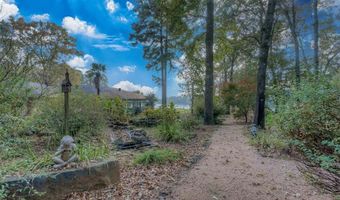 176 Madonna Dr, Benton, LA 71006