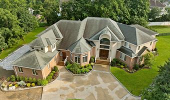 284 Park Ave, Oakhurst, NJ 07755