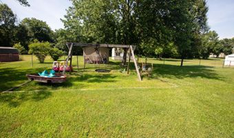 2555 FORDS CORNER Rd, Hartly, DE 19953