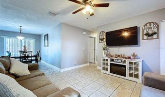 6040 FRANCIS Dr, Apollo Beach, FL 33572