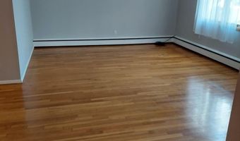 280 S Bayview Ave, Amityville, NY 11701