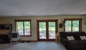 1537 270th St, Argyle, IA 52619