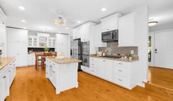 527 BAY HILLS Dr, Arnold, MD 21012