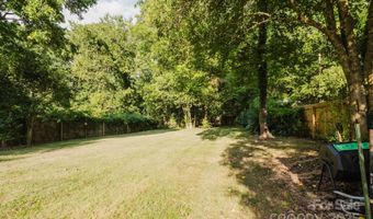 1726 Medford Dr, Charlotte, NC 28205